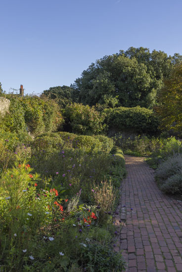 Kipling Gardens, Rottingdean taken by James Ratchford